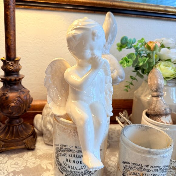 Vintage Shelf Sitting Thumb Sucking Angel Baby Cherub Sits Anywhere - Picture 4 of 16
